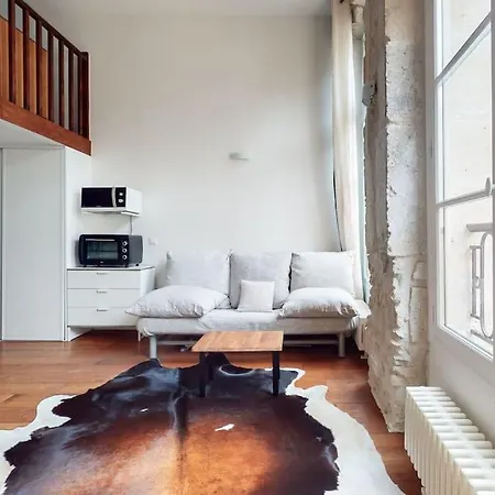 Chez Gustave: Clim Calm,saint Paul Marais, 2guests Paris