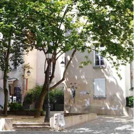 アパート Chez Gustave: Clim Calm,saint Paul Marais, 2guests パリ