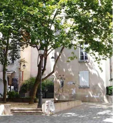 アパート Chez Gustave: Clim Calm,saint Paul Marais, 2guests パリ